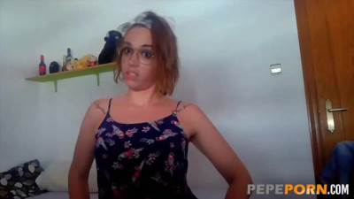 Kitten's pepe clip