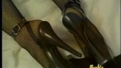 Comely bird - female domination smut - Erotic Female Domination